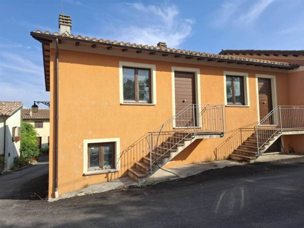 appartamento in vendita a Nocera Umbra in zona Colle