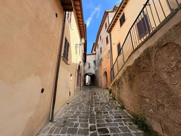 appartamento in vendita a Nocera Umbra
