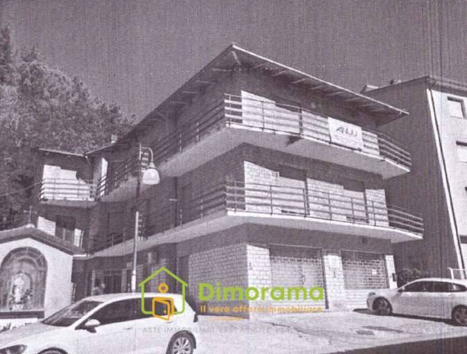 appartamento in vendita a Nocera Umbra