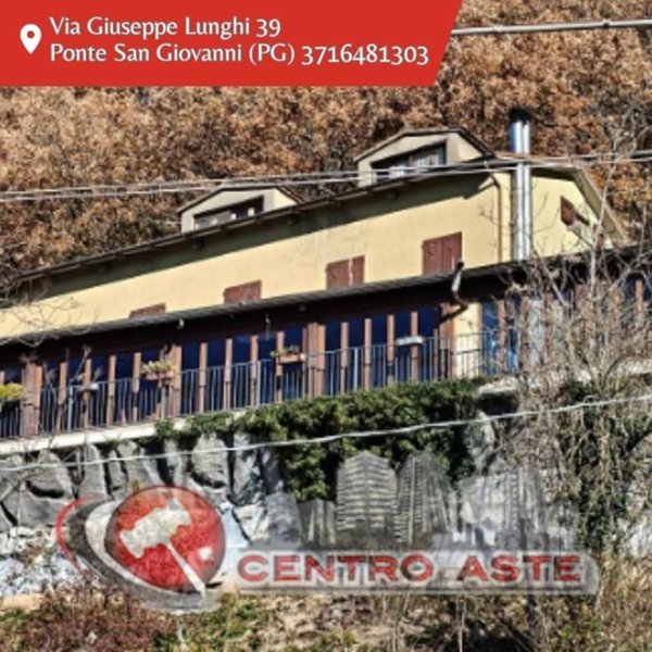 negozio in vendita a Nocera Umbra