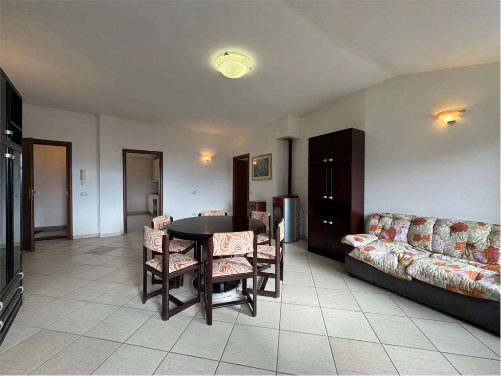 casa indipendente in vendita a Nocera Umbra