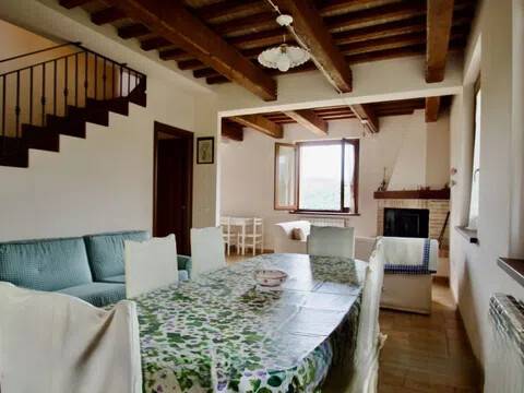 casa indipendente in vendita a Nocera Umbra in zona Sorifa