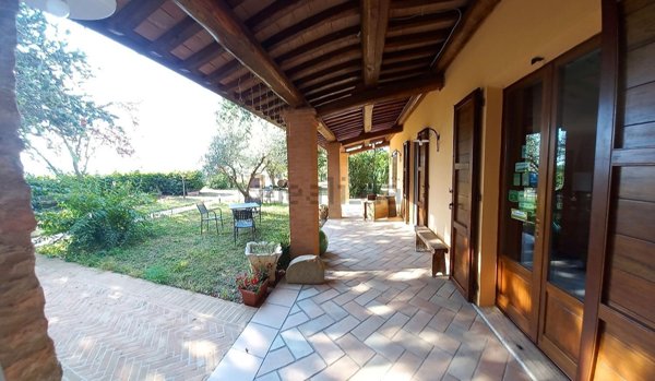 casale in vendita a Nocera Umbra