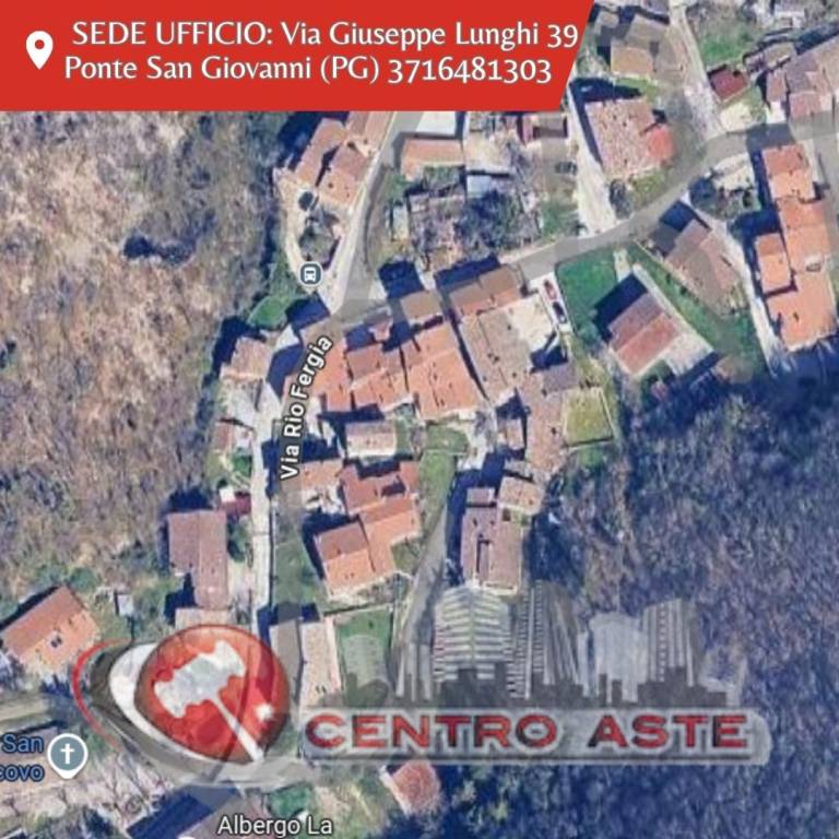 locale commerciale in vendita a Nocera Umbra in zona Boschetto