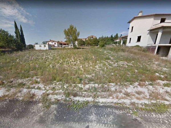 terreno edificabile in vendita a Nocera Umbra in zona Pettinara