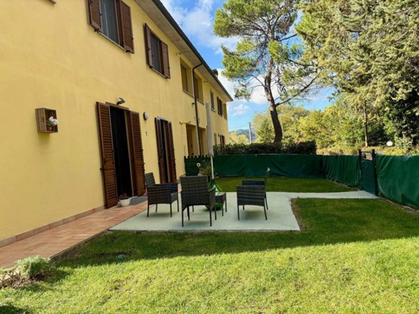appartamento in vendita a Nocera Umbra