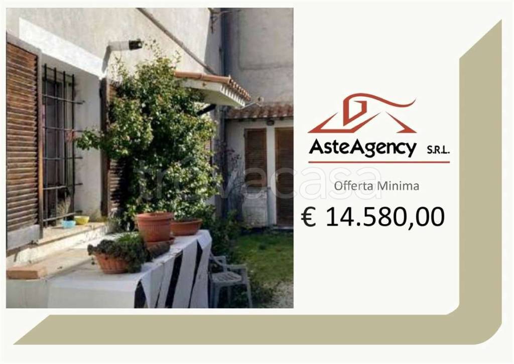 appartamento in vendita a Nocera Umbra in zona Mugnano