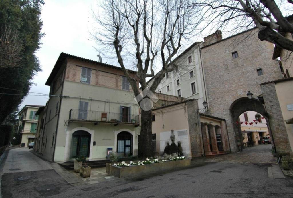 appartamento in vendita a Nocera Umbra in zona Bagni