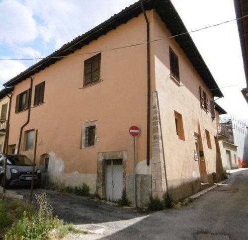 appartamento in vendita a Norcia