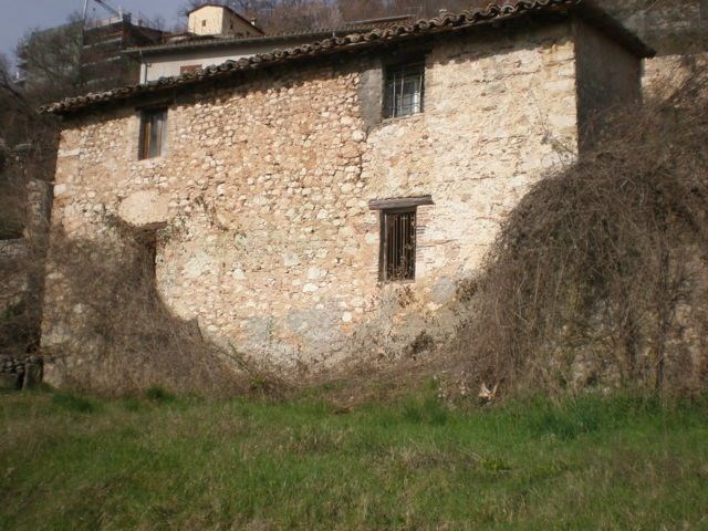 casa indipendente in vendita a Norcia