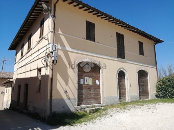 appartamento in vendita a Norcia in zona Campi
