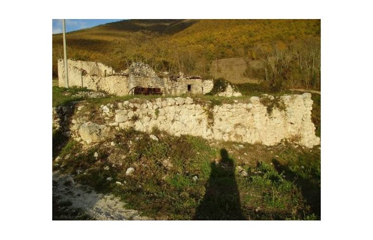 casa indipendente in vendita a Norcia
