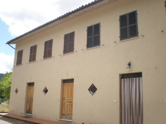casa indipendente in vendita a Norcia in zona Campi