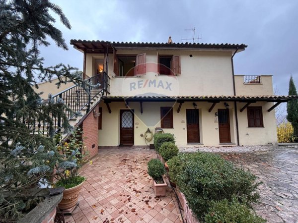 appartamento in vendita a Norcia in zona Forsivo