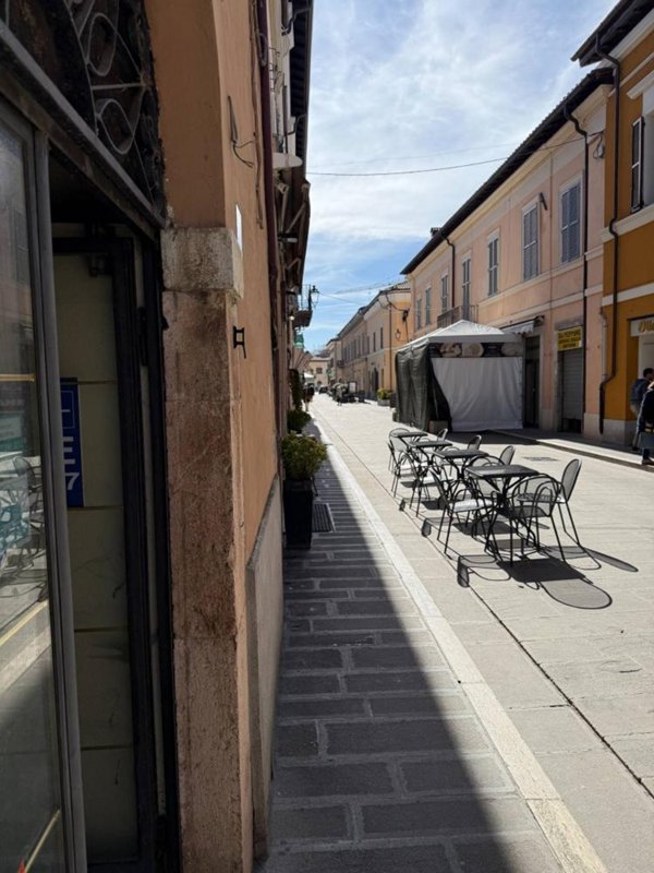 negozio in vendita a Norcia