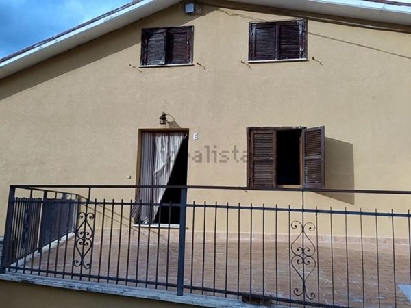 casa indipendente in vendita a Norcia in zona Valcaldara