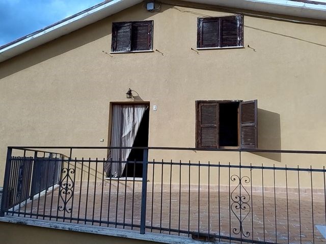 casa indipendente in vendita a Norcia in zona Valcaldara