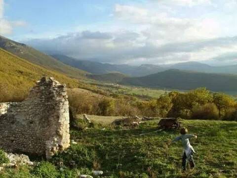 casa indipendente in vendita a Norcia