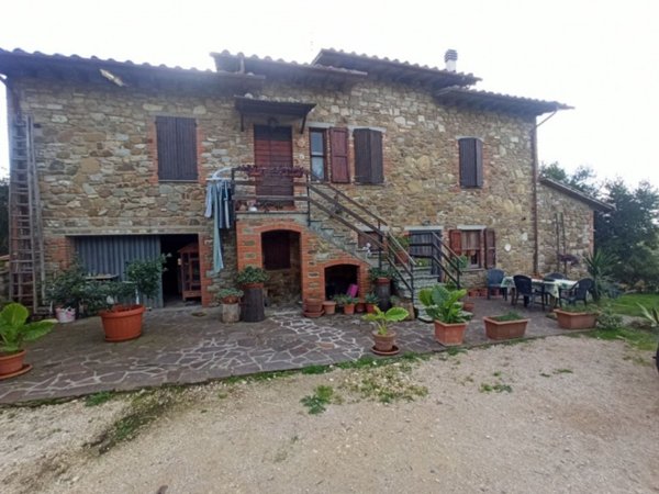 appartamento in vendita a Paciano