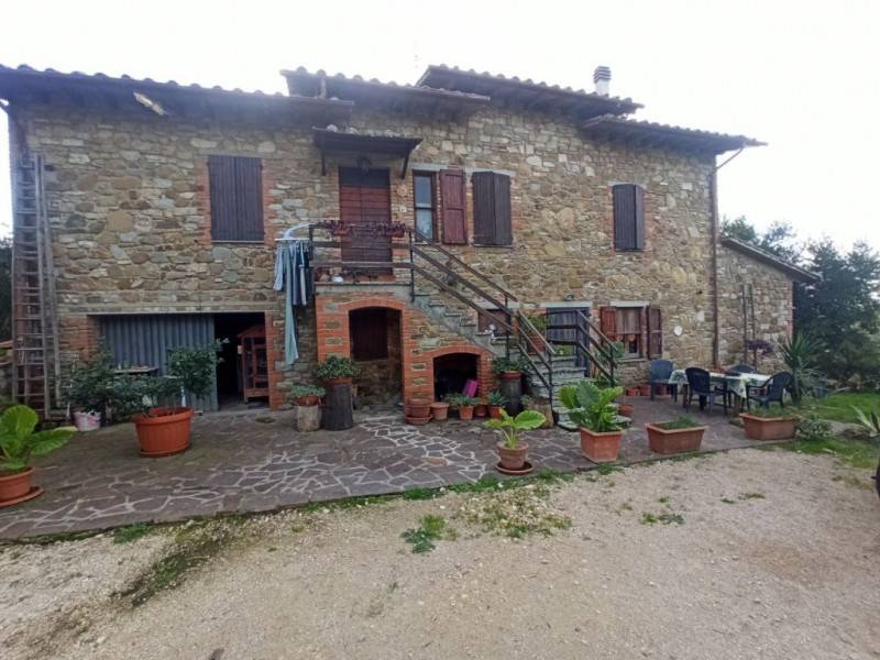 appartamento in vendita a Paciano