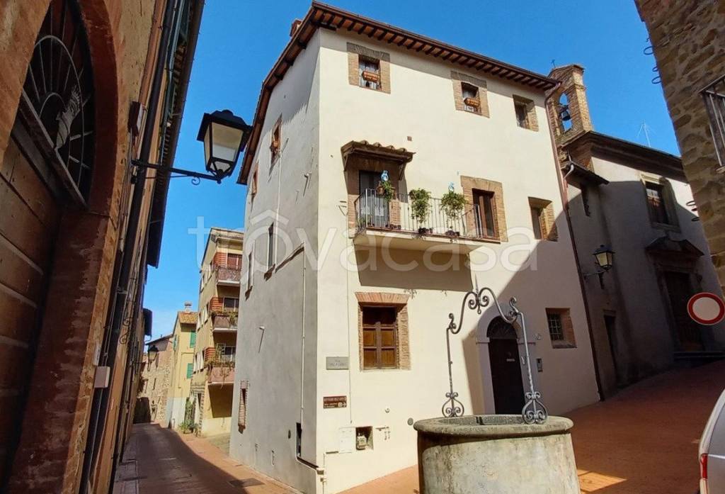 appartamento in vendita a Paciano
