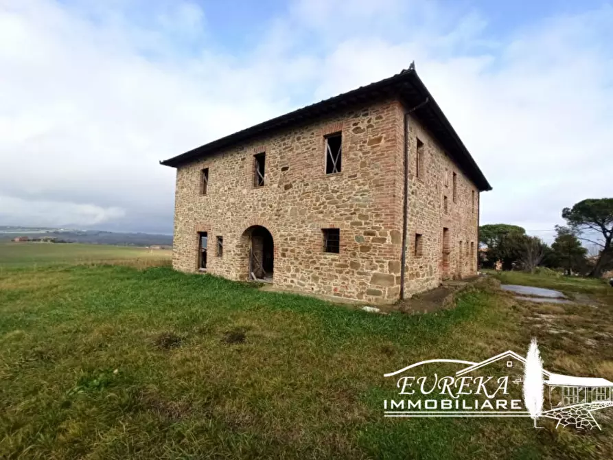casa indipendente in vendita a Paciano