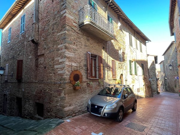 appartamento in vendita a Paciano