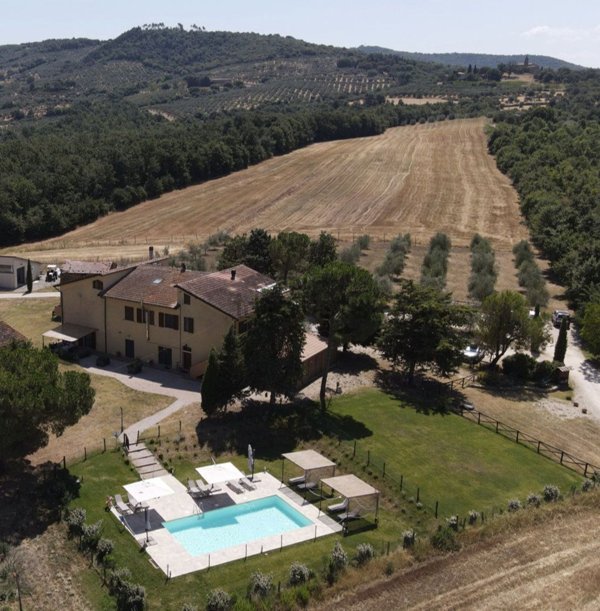 casa indipendente in vendita a Paciano