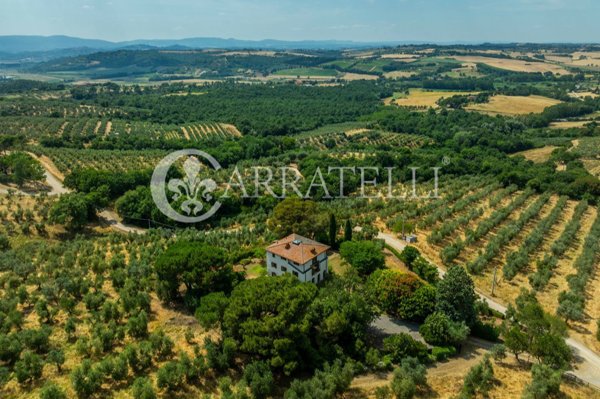casa indipendente in vendita a Paciano