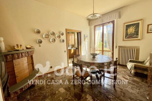 casa indipendente in vendita a Paciano