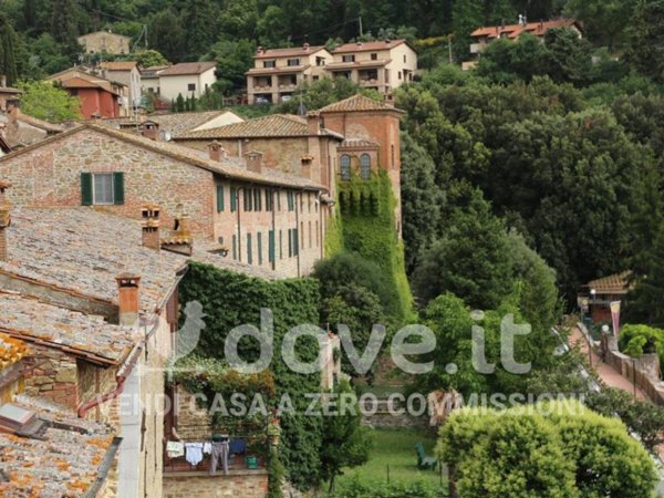 appartamento in vendita a Paciano