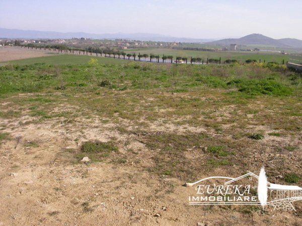terreno in vendita a Paciano