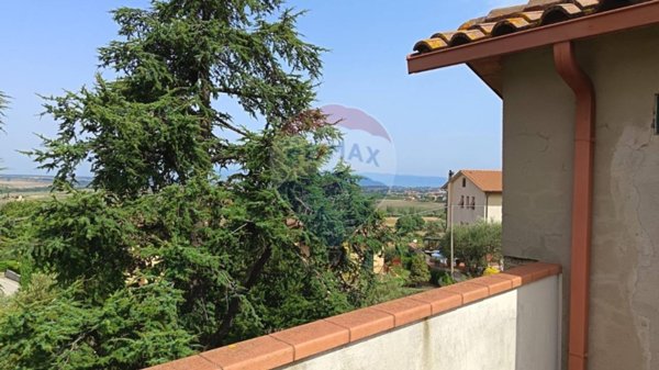 appartamento in vendita a Paciano