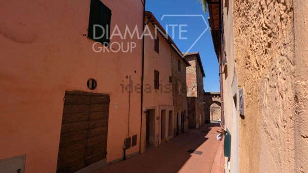 appartamento in vendita a Paciano