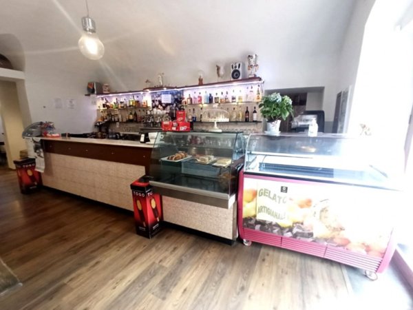 negozio in vendita a Paciano