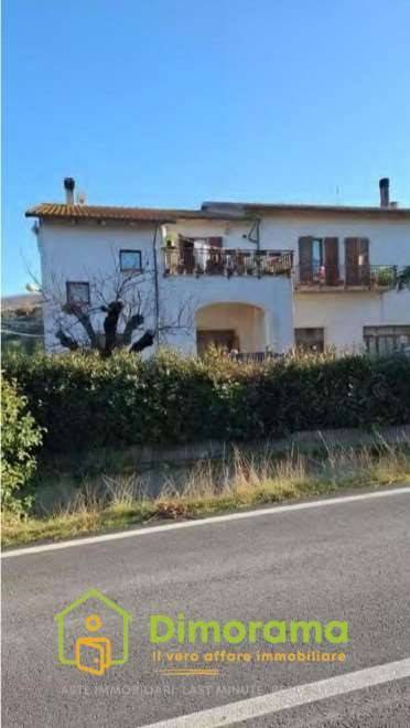 appartamento in vendita a Paciano