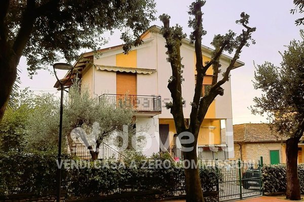 appartamento in vendita a Paciano