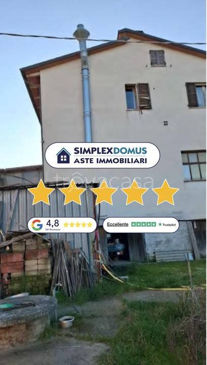 casa indipendente in vendita a Paciano