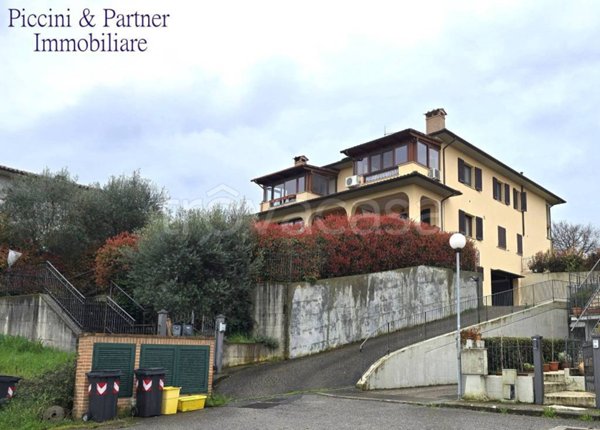 appartamento in vendita a Paciano