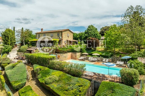 casa indipendente in vendita a Paciano