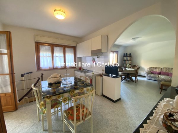 appartamento in vendita a Paciano