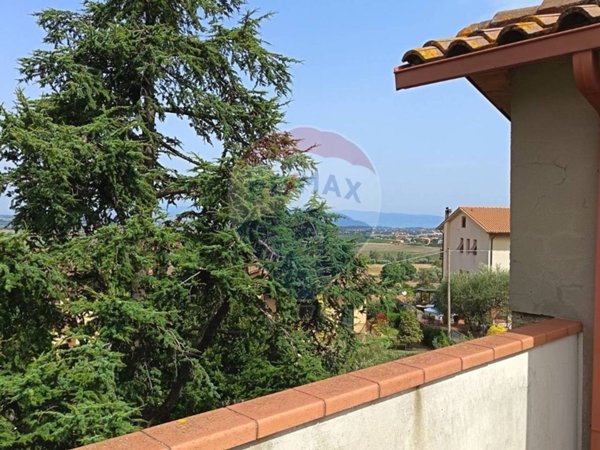 appartamento in vendita a Paciano
