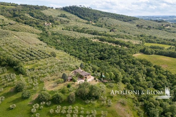 casale in vendita a Paciano