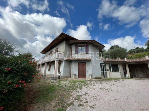 casa indipendente in vendita a Panicale
