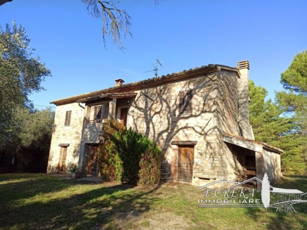 casa indipendente in vendita a Panicale in zona Casalini