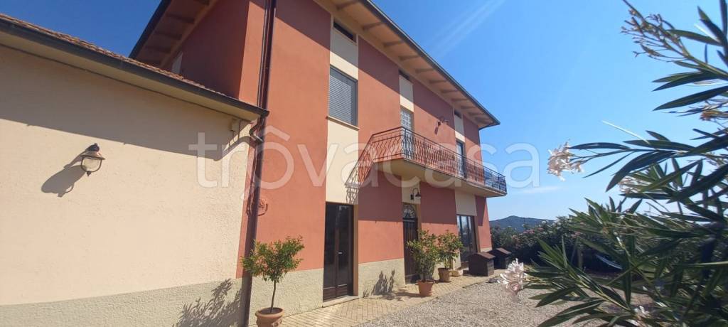 casa indipendente in vendita a Panicale in zona Tavernelle