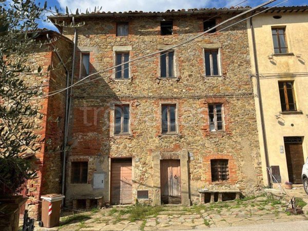 casa indipendente in vendita a Panicale in zona Colle Calzolaro