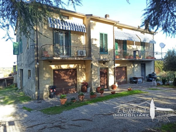 casa indipendente in vendita a Panicale