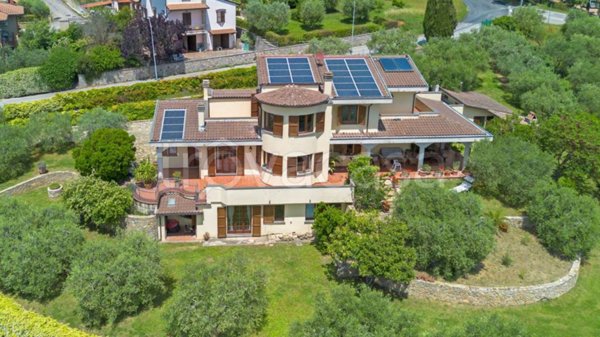 casa indipendente in vendita a Panicale in zona Tavernelle