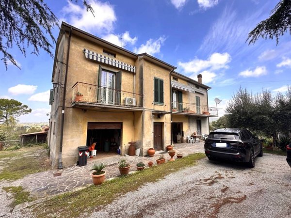 casa indipendente in vendita a Panicale in zona Colgiordano